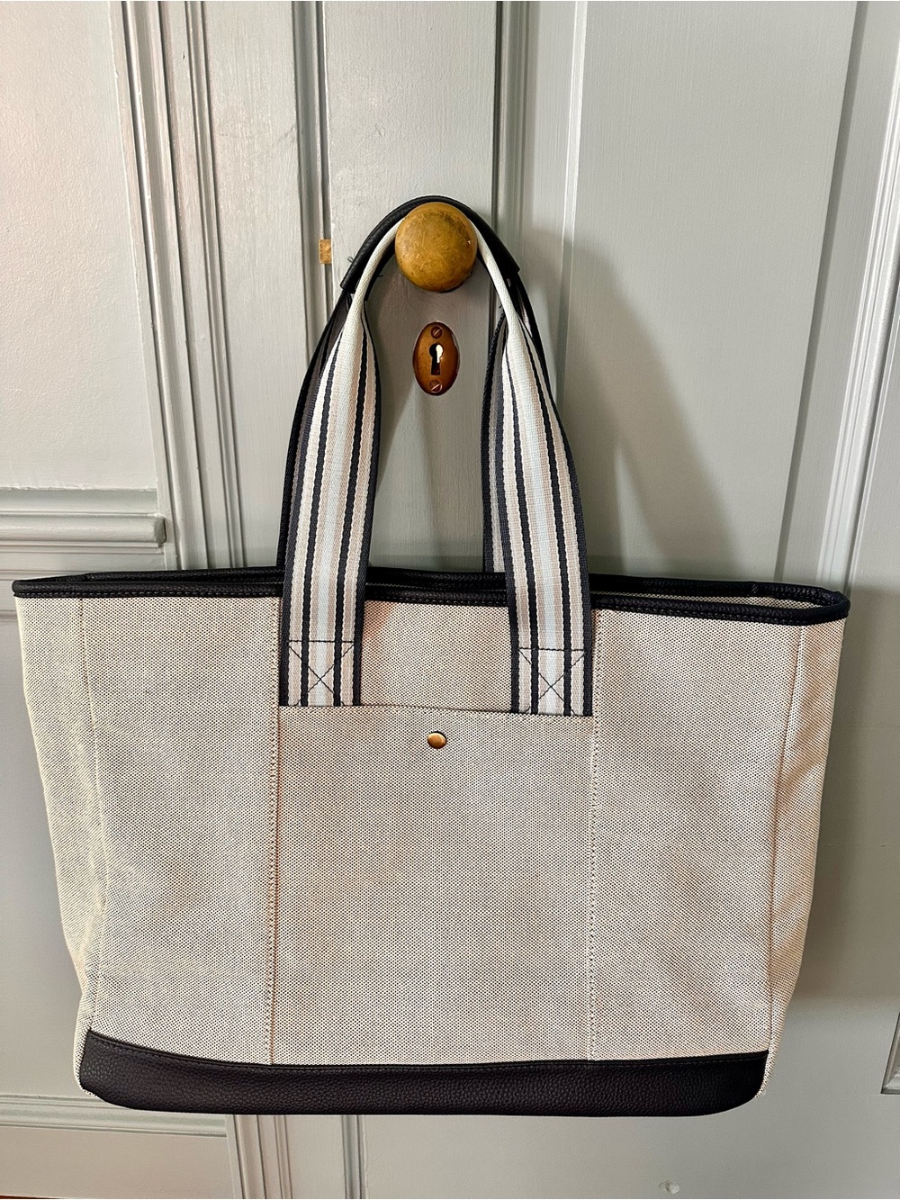 Brouk & Co. Capri Everyday Tote – Navy/Light Gray